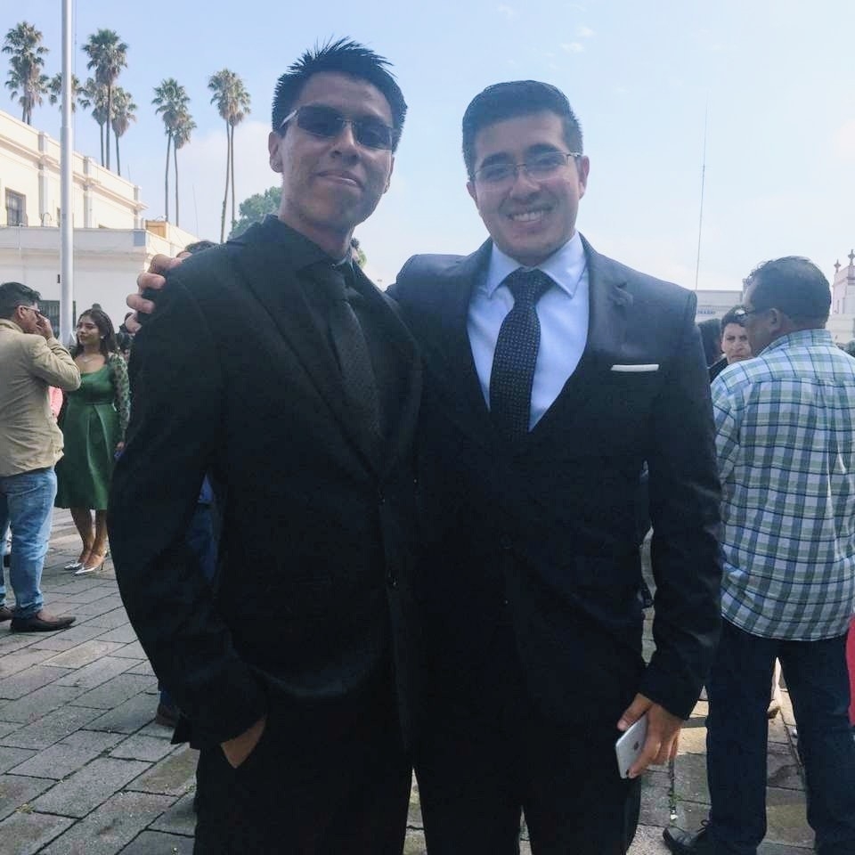 Navigation bar avatar